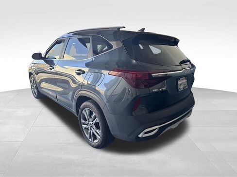 Used 2022 Kia Seltos S FWD image 4