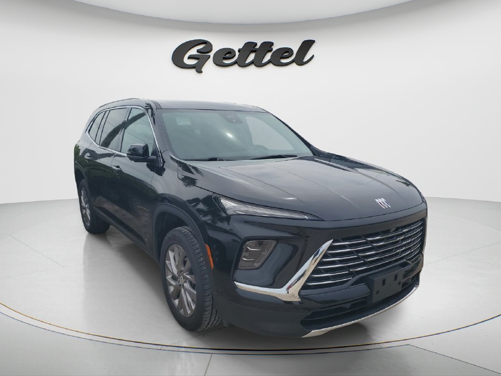 Used 2025 Buick Enclave Preferred AWD/4WD image 3