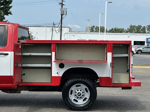 Used 2021 Chevrolet Silverado 2500 W/T w/ WT Convenience Package AWD/4WD image 8