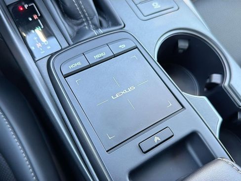 Used 2024 Lexus IS 350 F Sport RWD image 19