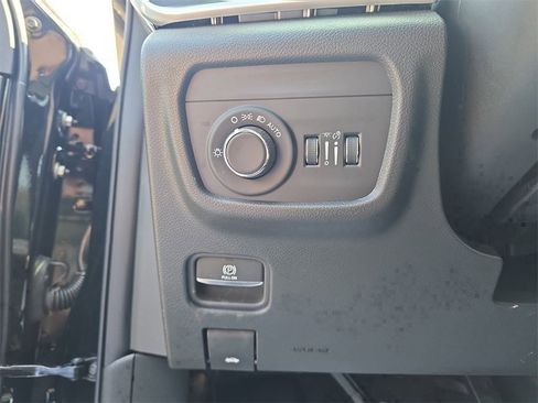 New 2025 Jeep Grand Cherokee Laredo X w/ Luxury Tech Group I image 14