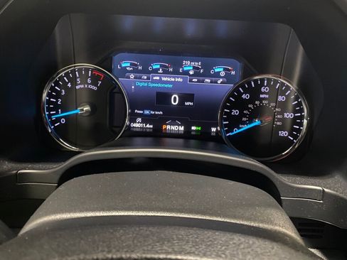 Used 2019 Ford Expedition XLT w/ Equipment Group 202A image 3