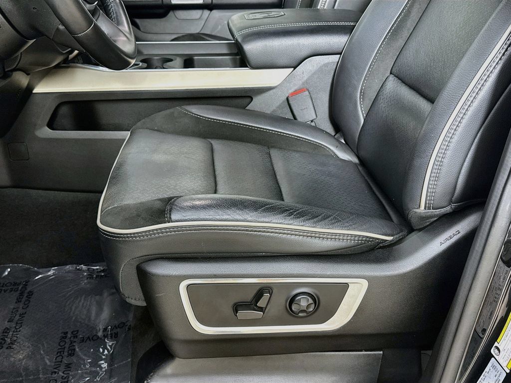 Used 2021 RAM 1500 Laramie AWD/4WD image 22