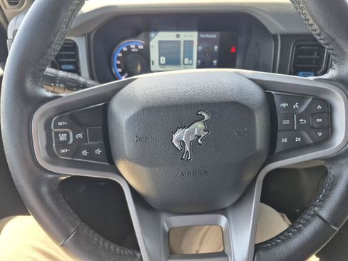 Certified 2023 Ford Bronco Black Diamond AWD/4WD image 8
