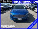 Used 2017 Ford Fusion SE w/ Fusion SE Technology Package image 2
