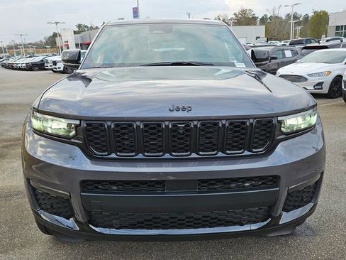 New 2025 Jeep Grand Cherokee L Limited w/ Luxury Tech Group II AWD/4WD image 2