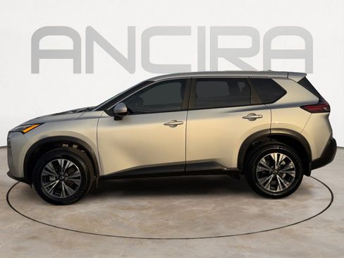 Used 2023 Nissan Rogue SV image 8