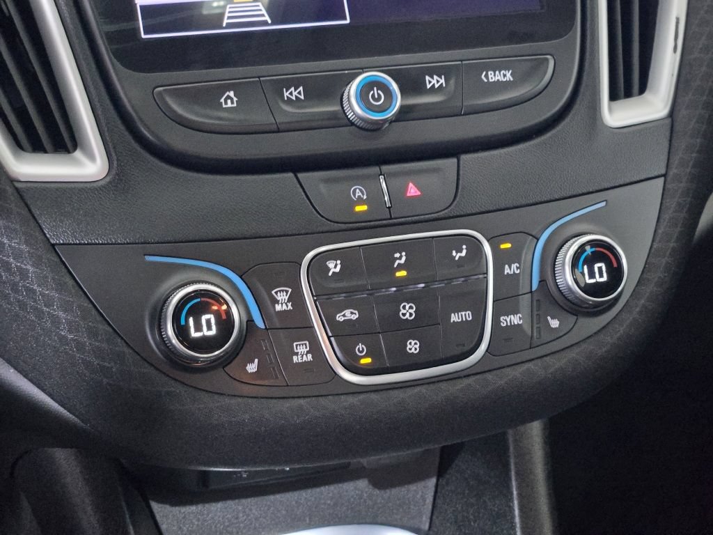 Used 2024 Chevrolet Malibu LT FWD image 24