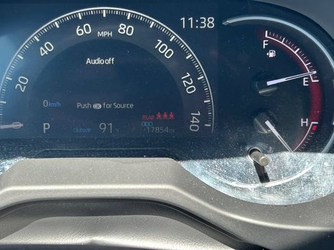 Used 2024 Toyota RAV4 LE FWD image 29
