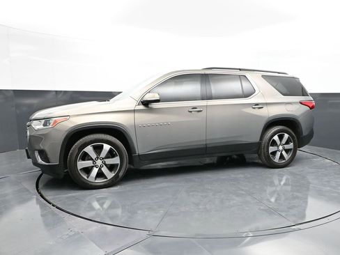 Used 2019 Chevrolet Traverse LT w/ LT Premium Package image 7