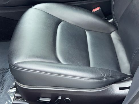 Used 2023 Tesla Model 3 Standard Range image 41