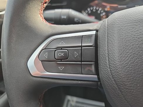 Used 2024 Jeep Compass Trailhawk image 45