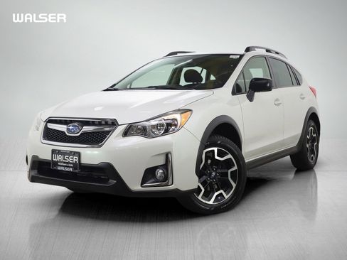 Used 2017 Subaru Crosstrek 2.0i image 1