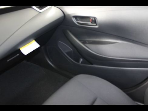 Used 2026 Toyota Corolla LE w/ LE Premium Package FWD image 16
