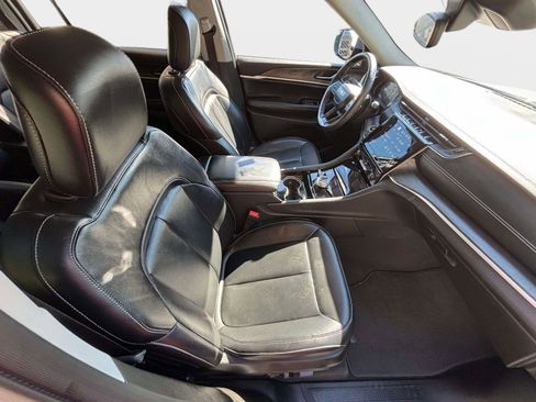 Used 2021 Jeep Grand Cherokee L Limited image 28