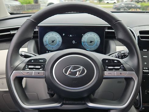 Certified 2023 Hyundai Tucson SEL w/ Convenience Package FWD image 19