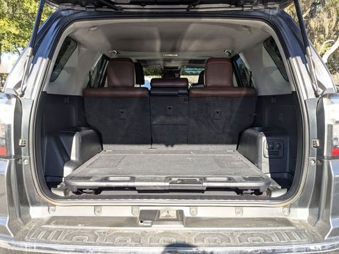 Used 2014 Toyota 4Runner Limited image 24