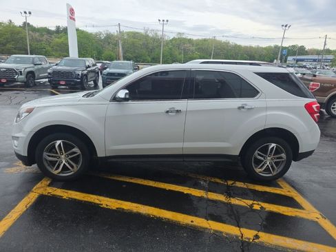Used 2017 Chevrolet Equinox Premier w/ Enhanced Convenience Package AWD/4WD image 8
