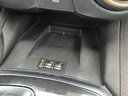 Used 2023 Chevrolet Blazer Premier w/ Enhanced Convenience Package image 40