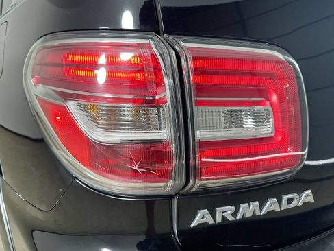 Used 2018 Nissan Armada SL AWD/4WD image 12