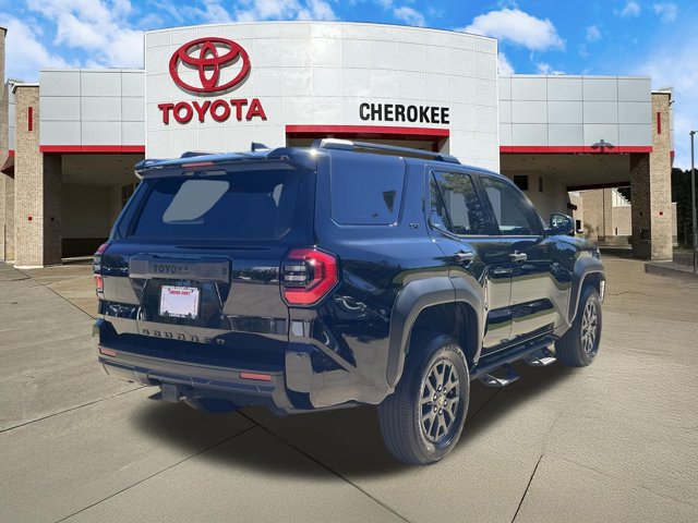 Used 2025 Toyota 4Runner SR5 RWD image 5