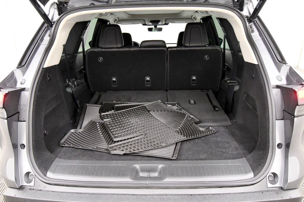 Used 2025 INFINITI QX60 Luxe AWD/4WD image 7