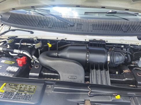 Used 2013 Ford E-350 and Econoline 350 Extended Super Duty w/ Commercial Cargo Van Pkg RWD image 32