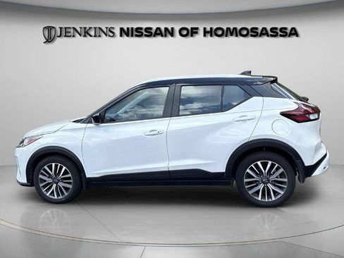 Certified 2024 Nissan Kicks SV FWD image 14