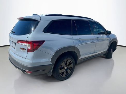 Used 2022 Honda Pilot TrailSport image 7