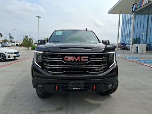 Used 2025 GMC Sierra 1500 AT4 w/ AT4 Premium Package AWD/4WD image 2
