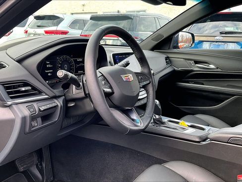 Used 2025 Cadillac CT4 Premium Luxury image 14