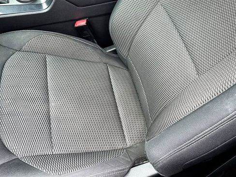 Used 2018 Ford Explorer XLT AWD/4WD image 24