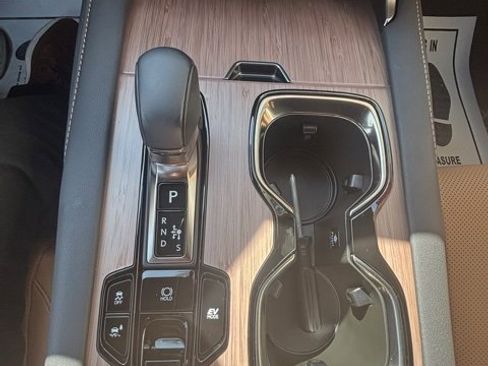 Used 2023 Lexus RX 350h image 13