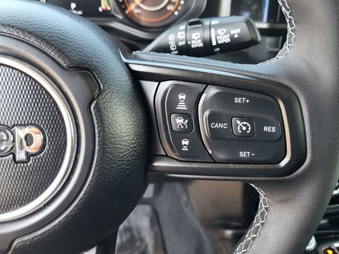 Used 2026 Jeep Wrangler Sport AWD/4WD image 34