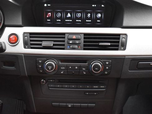 Used 2011 BMW M3 Sedan RWD image 20