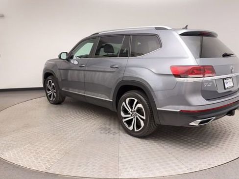 Used 2022 Volkswagen Atlas SEL AWD/4WD image 4