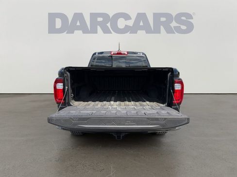 Used 2024 GMC Canyon AT4 w/ AT4 Premium Package AWD/4WD image 11