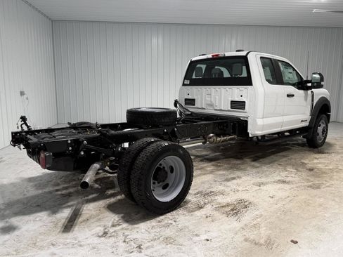New 2026 Ford F550 4x4 SuperCab Super Duty image 2