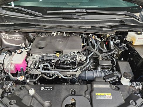 Used 2023 Toyota Sienna LE w/ LE Plus Package FWD image 19