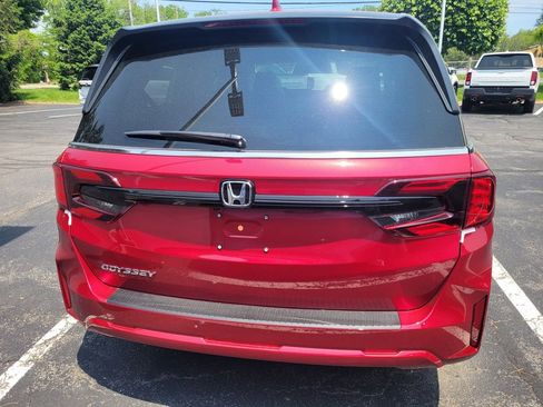 New 2026 Honda Odyssey EX-L image 4