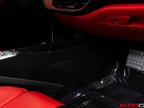 Used 2022 Ferrari SF90 Stradale image 35