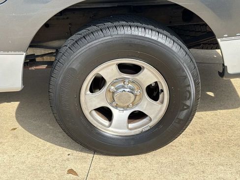 Used 2003 Ford F150 XL RWD image 5