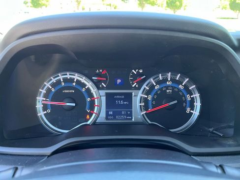 Used 2016 Toyota 4Runner Trail Premium AWD/4WD image 16