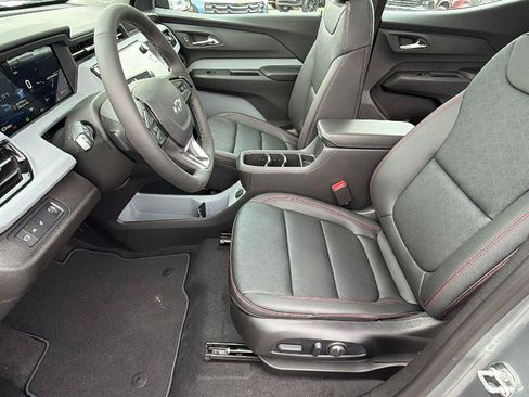 New 2027 Chevrolet Bolt RS w/ Technology Package FWD image 13