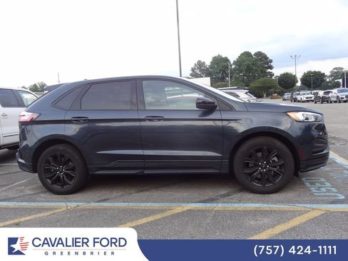Used 2023 Ford Edge SE w/ Black Appearance Package AWD/4WD image 4