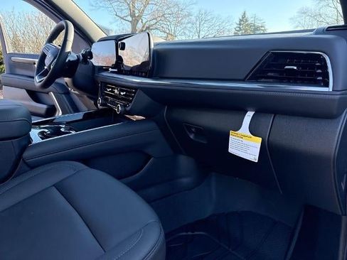 New 2026 Chevrolet Suburban Z71 w/ Z71 Off-Road Package image 30