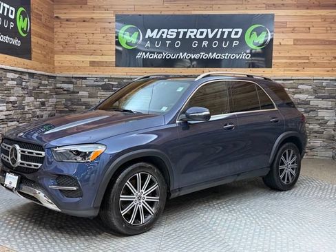 Used 2025 Mercedes-Benz GLE 450e 4MATIC image 5