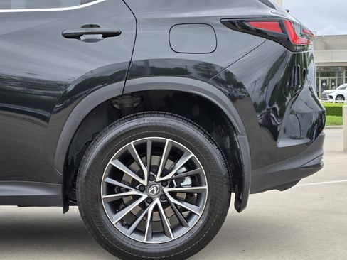 Used 2024 Lexus NX 350h AWD image 15
