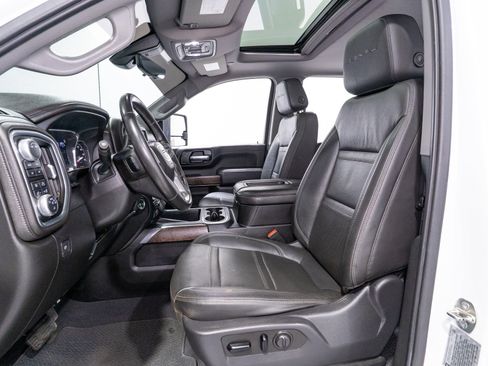 Used 2020 GMC Sierra 2500 Denali w/ Denali Ultimate Package AWD/4WD image 16