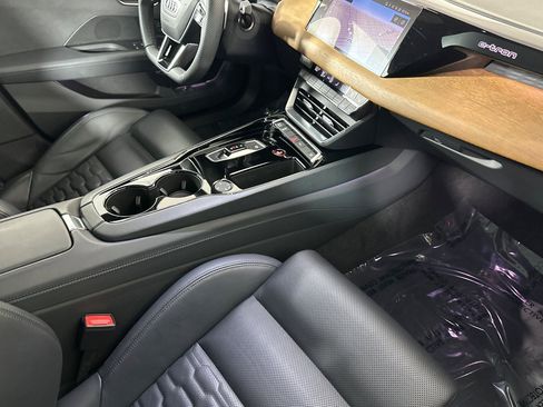 Used 2024 Audi e-tron GT Premium Plus w/ Executive Package image 14